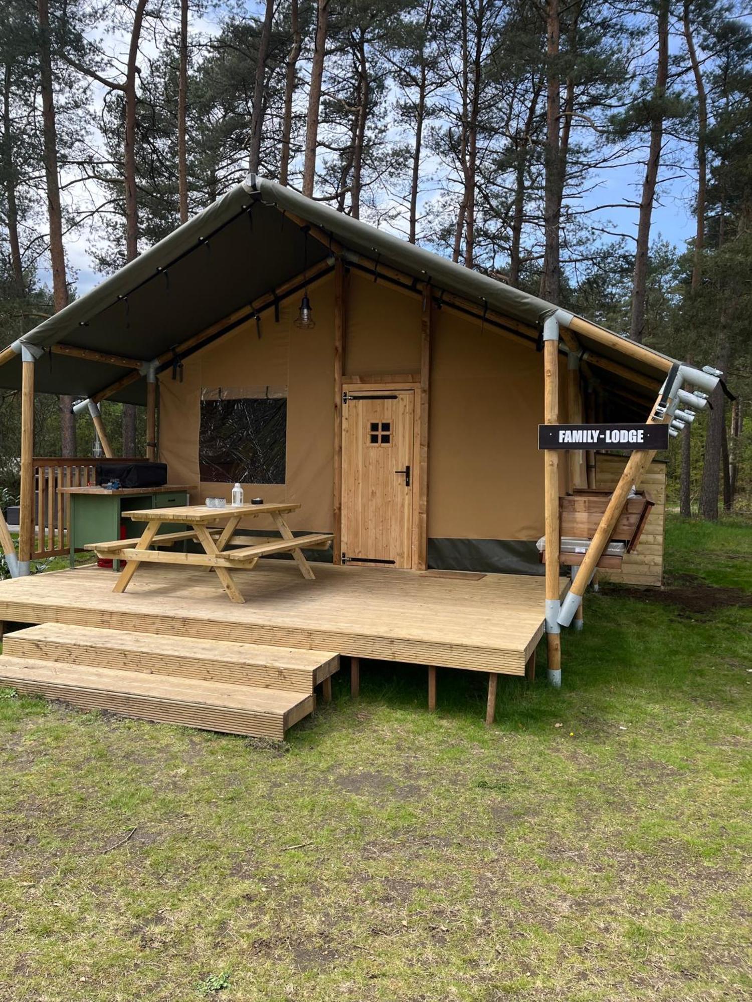 Glampingzelt Family - Lodge Soltau Exterior foto